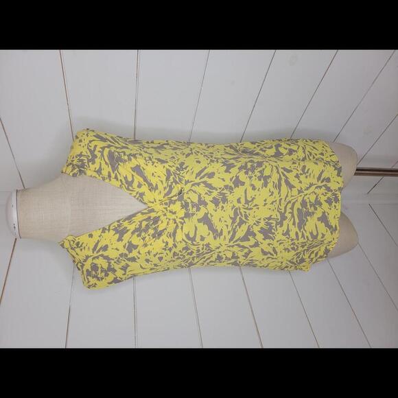 Banana Republic size 10 yellow & grey print sleeveless blouse - Picture 1 of 5